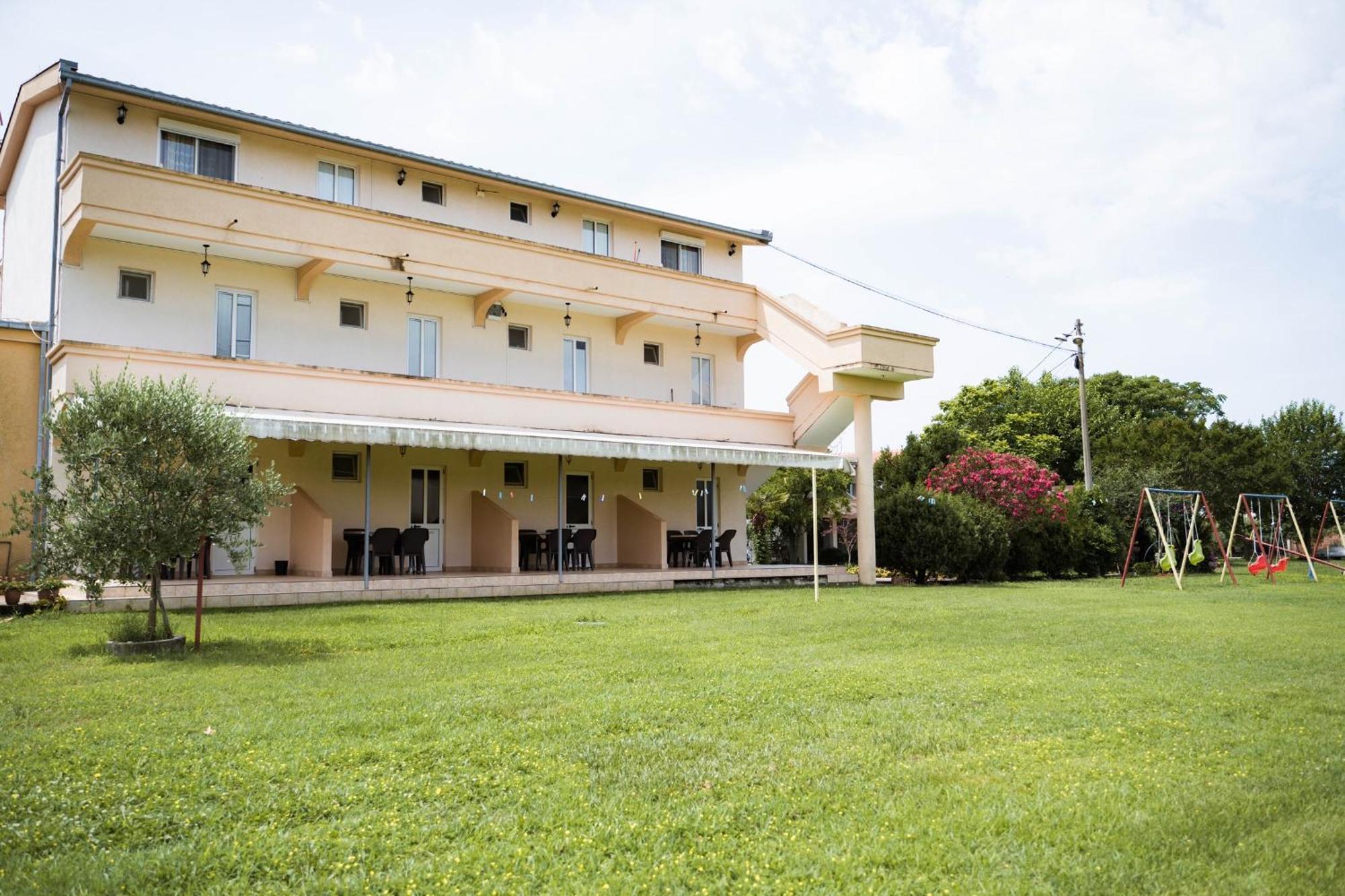 Apartments Rudaj Ulcinj Eksteriør bilde